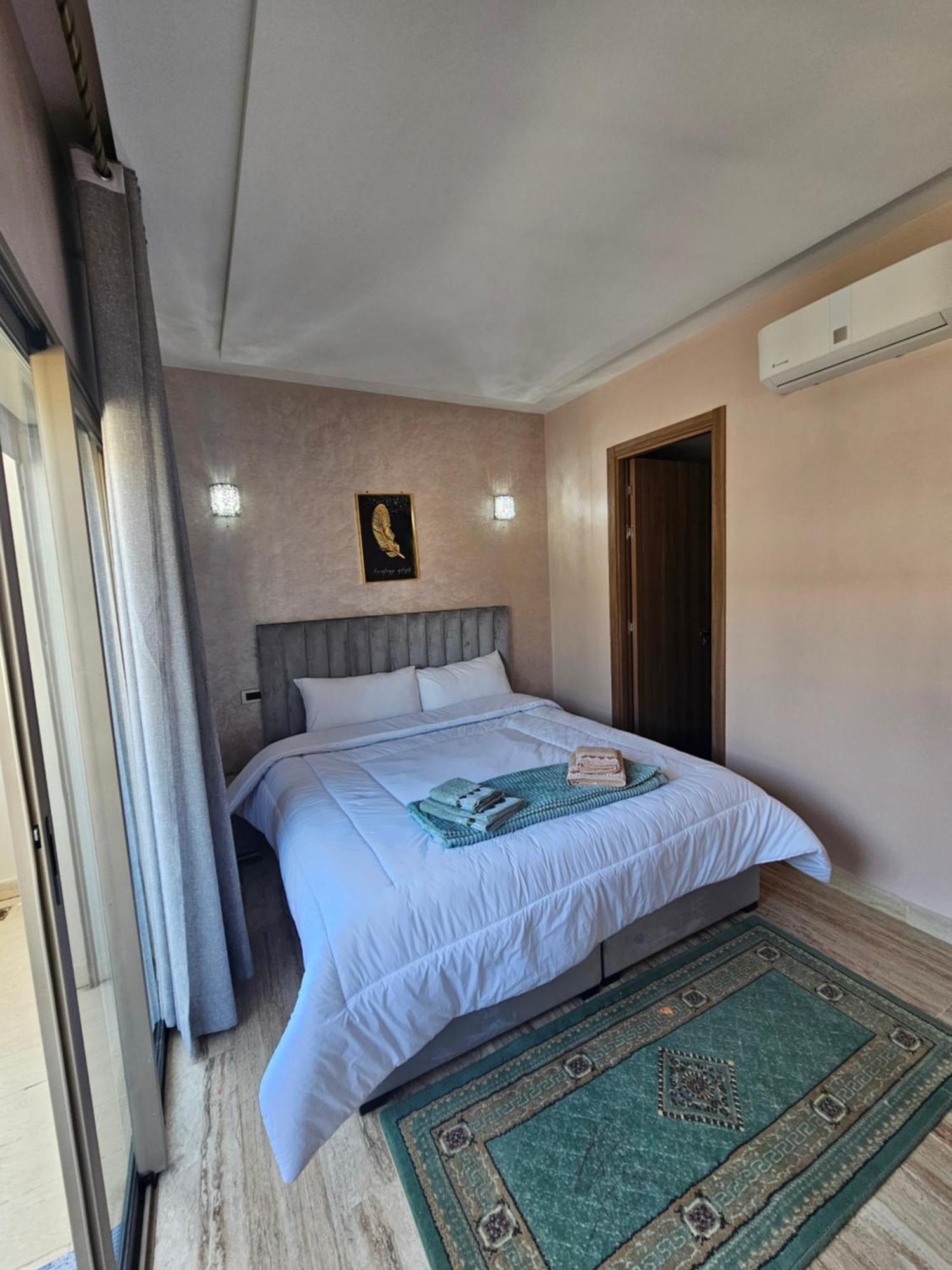 Mia Appartement N2 - Elegance, Confort Et Serenite Καζαμπλάνκα Εξωτερικό φωτογραφία